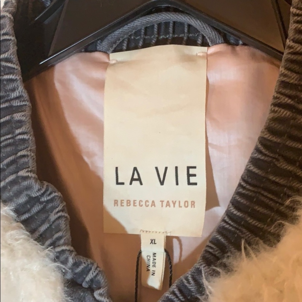 NWT LA VIE REBECCA TAYLOR Faux Fur Denim Bomber - Picture 8 of 10